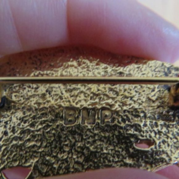 🐱Vintage🐱 British Museum Publications Reproduction CAT Brooch Gold Tone (F2) - Picture 4 of 5